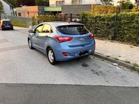 Gebraucht Hyundai i30 Classic 90 PS (66 kW) 2012 Blau Limousine