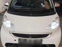 Gebraucht Smart ForTwo Cabrio 71 PS (52 kW) 2014 Weiß Cabrio