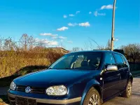 Gebraucht VW Golf IV Edition 101 PS (74 kW) 2002 Blau Kleinwagen