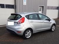 Gebraucht Ford Fiesta 82 PS (60 kW) 2015 Silber Kleinwagen
