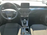Käytetty Ford Focus Titanium 125 HP (91 kW) 2022 Punainen Farmari