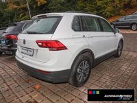 Gebraucht VW Tiguan Comfortline 131 PS (96 kW) 2020 Pure white SUV