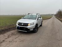 Gebraucht Dacia Sandero 90 PS (66 kW) 2016 Silber Kleinwagen