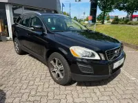 Gebraucht Volvo XC60 Summum 163 PS (119 kW) 2013 Black sapphire / SUV