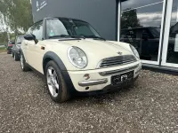 Używany Mini Cooper 116 KM (85 kW) 2004 Beżowy Hatchback