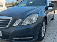 Gebraucht Mercedes E300 231 PS (169 kW) 2011 Schwarz Kombi