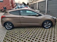 Gebraucht Hyundai i30 135 PS (99 kW) 2014 Braun Limousine