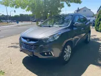 Gebraucht Hyundai ix35 Premium 163 PS (119 kW) 2012 Grau SUV