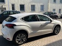 Gebraucht Citroën DS4 So Chic 120 PS (88 kW) 2012 Weiß Kleinwagen