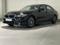 gebraucht BMW 318 i Lim. Advantage Navi*Autom.*PDC v+h*SHZ*