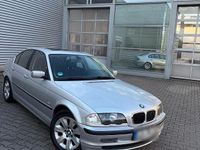 Gebraucht BMW 323 170 PS (125 kW) 2000 Silber Limousine