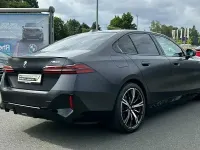 Gebraucht BMW i5 M Sport 442 kW (601 PS) 2025 Grau Limousine