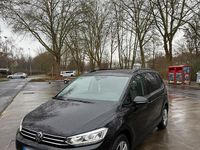 Gebraucht VW Touran 150 PS (110 kW) 2022 Schwarz Van / Kleinbus