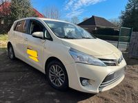 Gebraucht Toyota Verso-S 111 PS (81 kW) 2017 Silber Van / Kleinbus