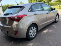 Gebraucht Hyundai i30 Trend 99 PS (72 kW) 2017 Beige Limousine