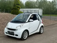 Gebraucht Smart ForTwo Cabrio 71 PS (52 kW) 2012 Weiß Cabrio