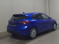 Używany Ford Focus Cool & Connect 120 KM (88 kW) 2022 Niebieski Sedan/Limuzyna