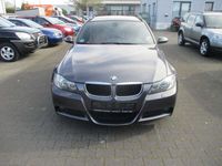 gebraucht BMW 320 320 i Touring Aut.2 x M Paket Navi Leder Xenon Alu