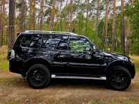 Gebraucht Mitsubishi Pajero Intense 200 PS (147 kW) 2013 Schwarz SUV