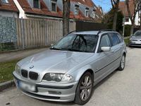 Gebraucht BMW 320 150 PS (110 kW) 2000 Silber Kombi