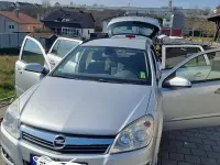 Gebraucht Opel Astra Edition 110 PS (80 kW) 2007 Silber Kombi