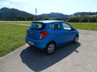 Używany Opel Karl Edition 73 KM (53 kW) 2018 Niebieski Hatchback