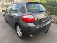Gebraucht Toyota Auris Travel 90 PS (66 kW) 2012 Grau Limousine