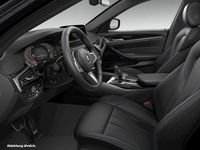 Gebraucht BMW 530 Performance 286 PS (210 kW) 2023 Schwarz Kombi