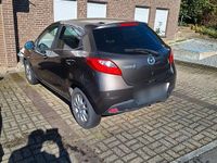 Gebraucht Mazda 2 Sendo 84 PS (61 kW) 2014 Braun Kleinwagen