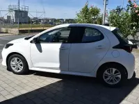 Neu Mazda 2 Center-Line 116 PS (85 kW) 2025 Weiß Limousine
