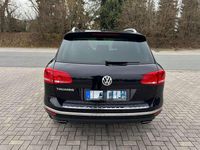 Gebraucht VW Touareg 262 PS (192 kW) 2016 Schwarz SUV