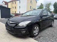 Usado Hyundai i30 Classic 109 CV (80 kW) 2012 Negro Familiar