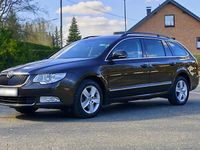 Gebraucht Skoda Superb Elegance 170 PS (125 kW) 2012 Braun Kombi