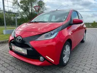 Gebraucht Toyota Aygo X-play 69 PS (50 kW) 2016 Rot Kleinwagen