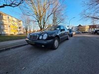 Gebraucht Mercedes E200 Elegance 136 PS (100 kW) 1997 Schwarz Limousine