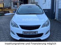 Gebraucht Opel Astra Innovation 165 PS (121 kW) 2012 Weiß Kombi