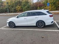 Gebraucht Kia Ceed Platinum 141 PS (103 kW) 2022 Weiß Kleinwagen