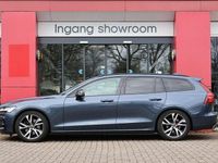 Gebraucht Volvo V60 R-Design 190 PS (139 kW) 2019 Blau Kombi