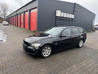 Gebraucht BMW 320 163 PS (119 kW) 2007 Schwarz Kombi