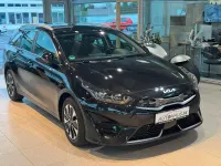 Gebraucht Kia Ceed 141 PS (103 kW) 2022 Schwarz Kleinwagen