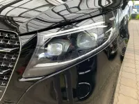 Gebraucht Mercedes V300 Avantgarde 237 PS (174 kW) 2025 Obsidianschwarz metallic Van / Kleinbus