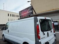 Gebraucht Renault Trafic 114 PS (83 kW) 2011 Weiß Van / Kleinbus