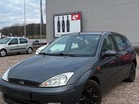 Gebraucht Ford Focus 115 PS (84 kW) 2002 Grau Kleinwagen