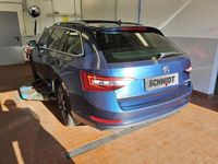 Gebraucht Skoda Superb Style 190 PS (139 kW) 2017 Blau Kombi