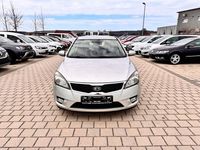 Second-hand Kia Ceed 90 CP (66 kW) 2011 Argintiu Hatchback