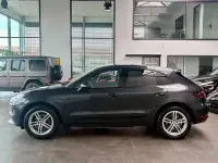 Gebraucht Porsche Macan 252 PS (185 kW) 2017 Vulkangrau SUV