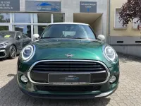 Gebraucht Mini Cooper 136 PS (100 kW) 2018 British racing green ii metall Kleinwagen