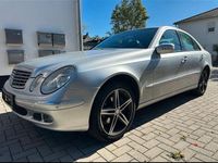 Gebraucht Mercedes E220 Elegance 150 PS (110 kW) 2005 Silber Limousine
