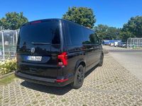 Gebraucht VW Multivan Trendline 150 PS (110 kW) 2021 Schwarz Van