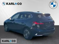 Neu BMW 218 Luxury Line 136 PS (100 kW) 2025 Blau Van / Kleinbus